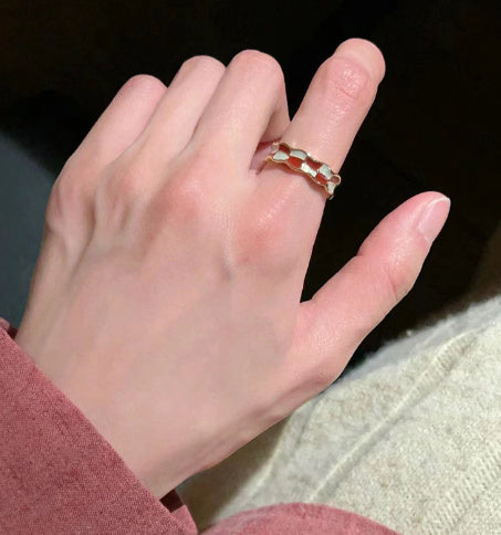 Pearl Ring Bamboo Joint Creative Ring Unique Geometric Metal Ring Pearl Inlay Design Distinctive Gold Ring Pearl