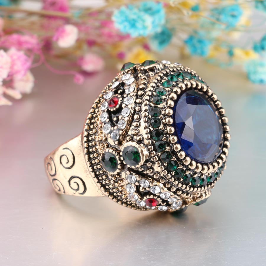 Vintage Gold Plated Inlaid Floral Ring Copper Alloy Women Jewelry With Semi Precious Gems Elegant American Style