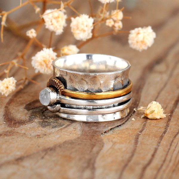 Vintage Alloy Ring Set With Artificial Gemstones Geometric Design Silver Tone For Women Fashion Jewelry Lineup