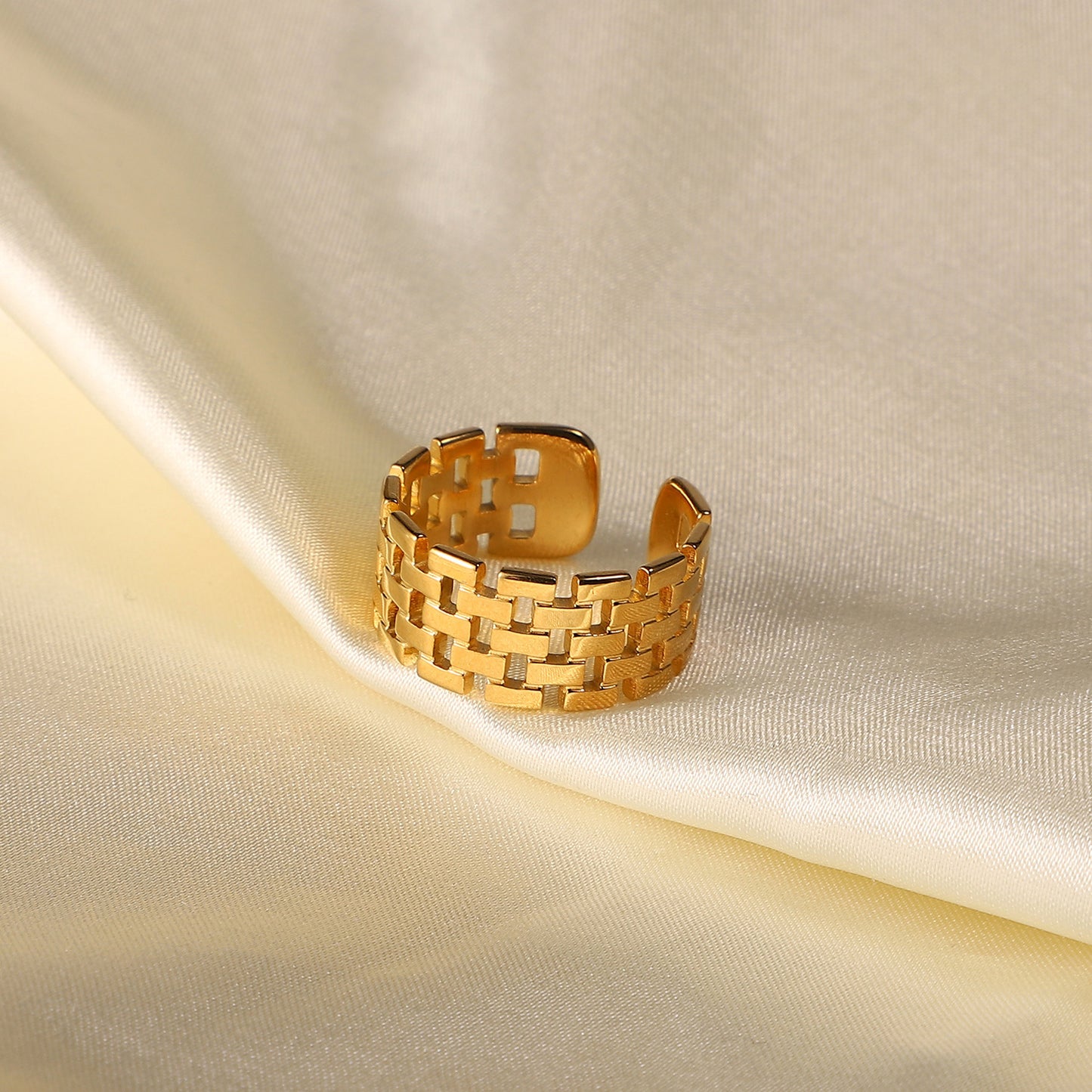 Wide Open Ring In 18K Gold Plated Stainless Steel Band