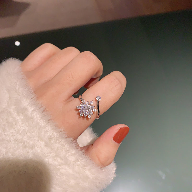 Adjustable Flower Ring Women Silver Alloy Electroplated Rotating Band Elegant Design For Everyday Wear Great Gift