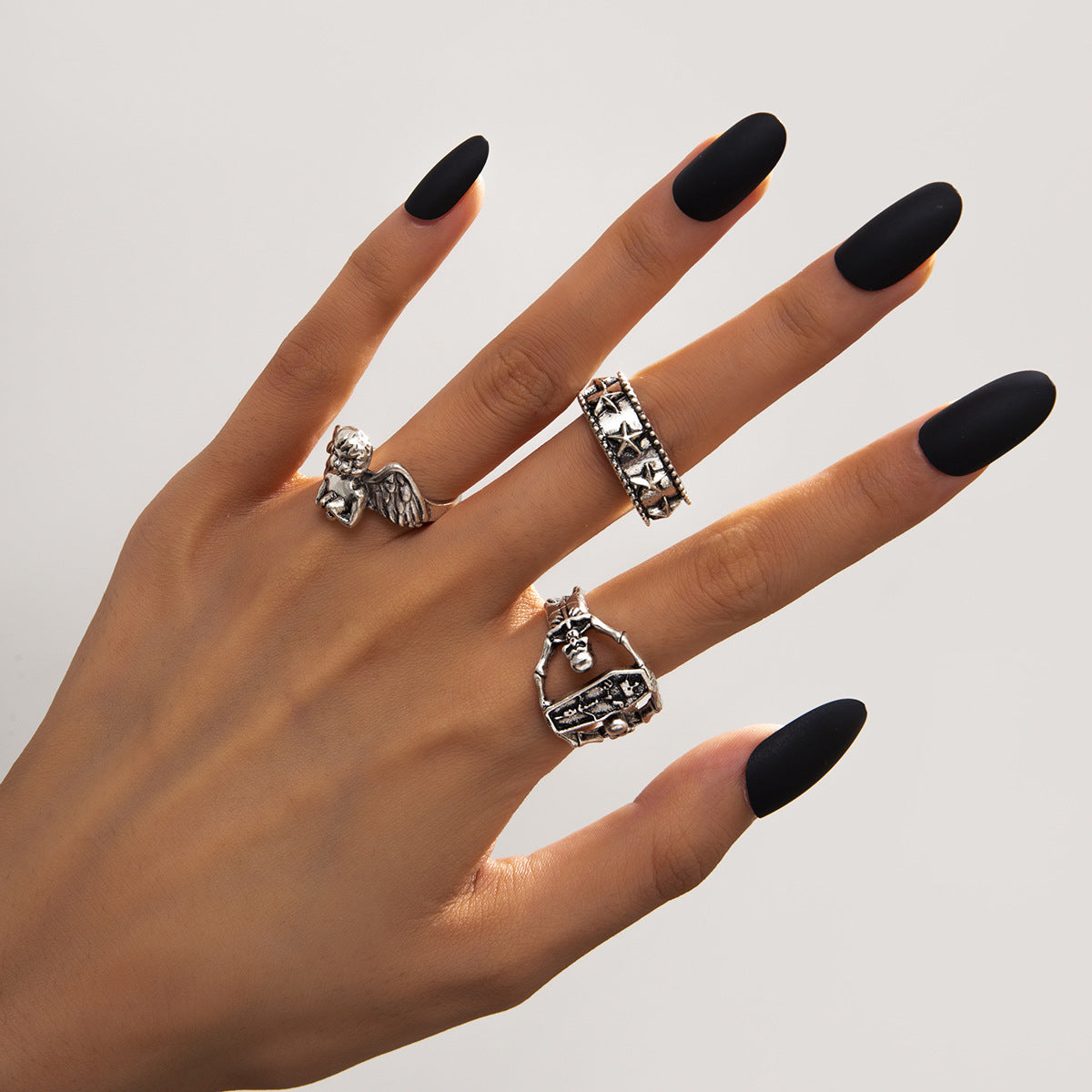 Womens Vintage Geometric Star Ring Set Pitted Detail Alloy