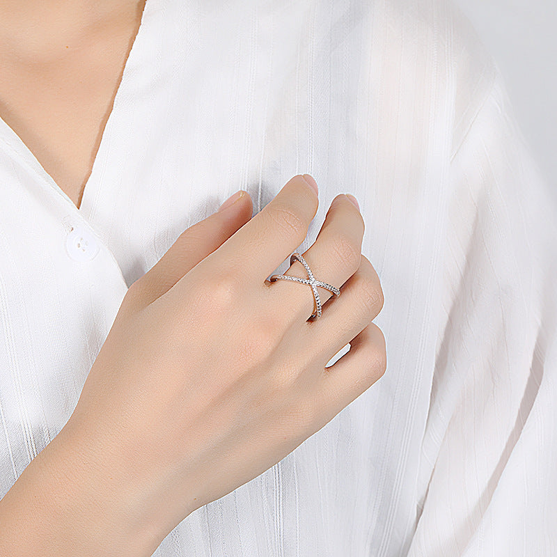 Unisex Copper Ring Elegant Micro Set Design Fashion Ring For Everyday Wear In White Gold And Rose Gold Elegant