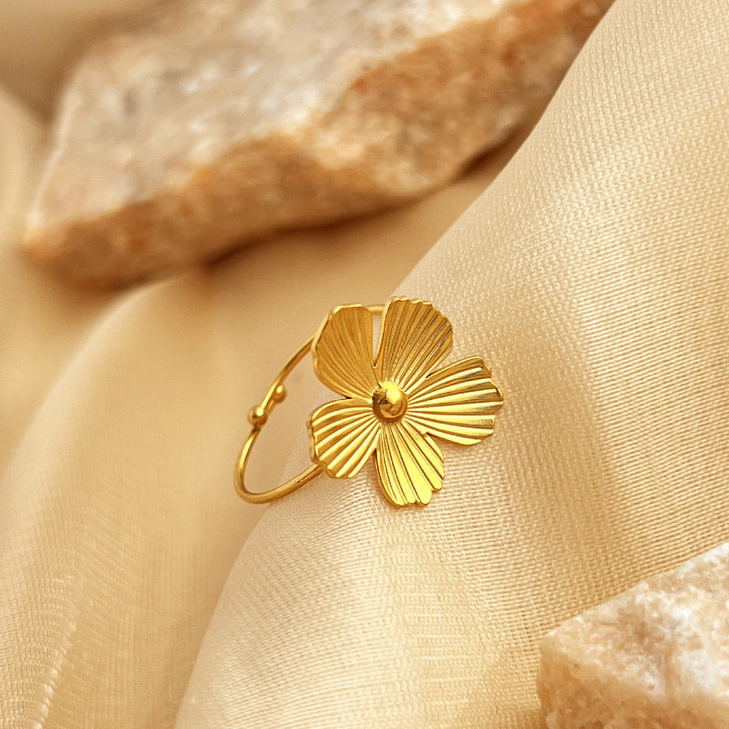 Unisex Stainless Steel Open Ring With 18K Gold Plated Flower Design And Heart Shape Adjustable Ring Fine Style