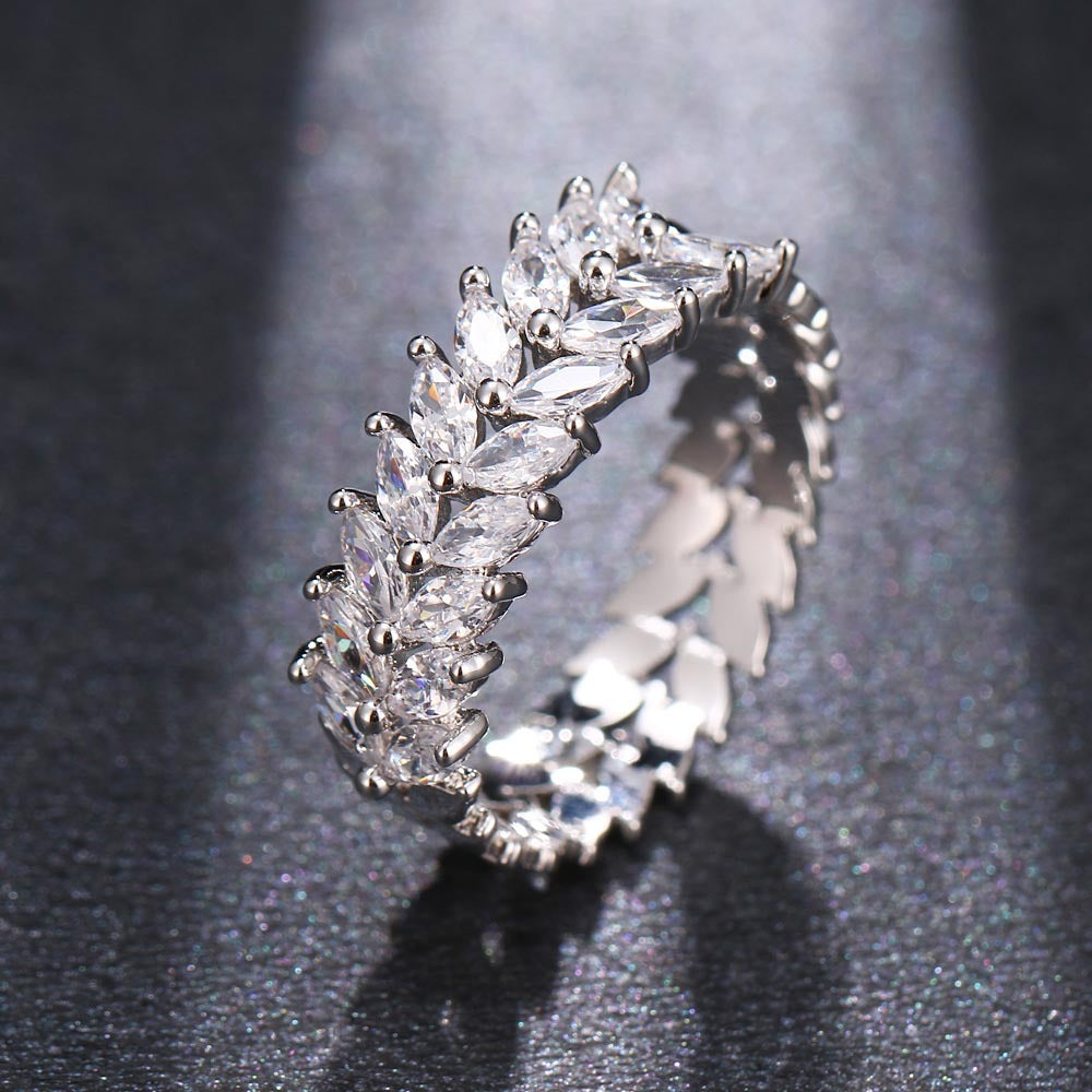 Womens Double Row Zirconia Ring Full Diamond Design Platinum Plated Fashion Jewelry Statement Ring Gift Trendy