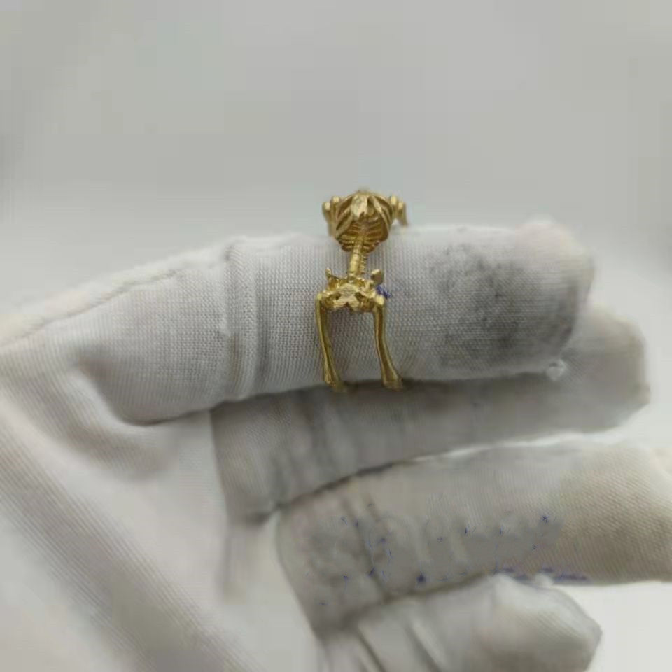 Mens Womens Pure Copper Ring Personality Skull Design Fashion Geometry Ring Gold Color Statement Ring for Men and Women Skull Jewelry