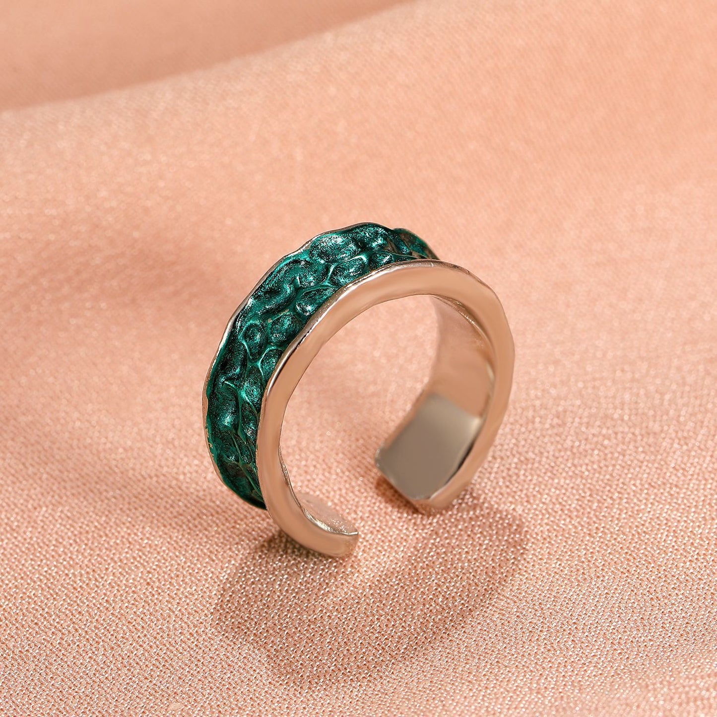 Unisex Geometric Ring In Dark Green Alloy Niche Design For Everyday Wear And Special Occasions Statement Looks