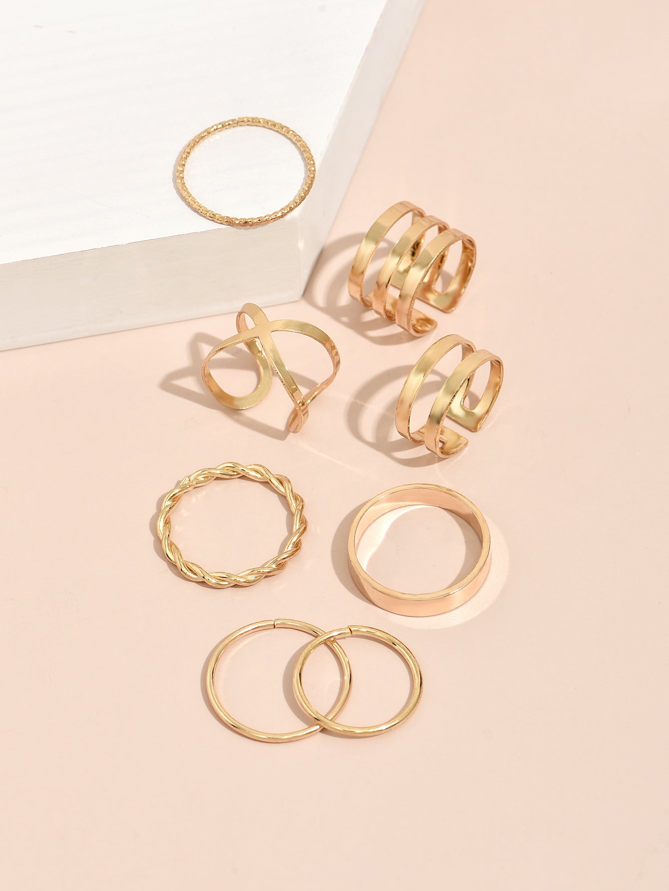 Womens Fashion Ring Alloy Trendy Jewelry Gift For Women