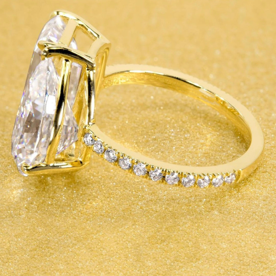 Gold Alloy Couple Rings Drop Shaped Geometric Asymmetric Fashion Jewelry for Men and Women Trend Accessory Duo