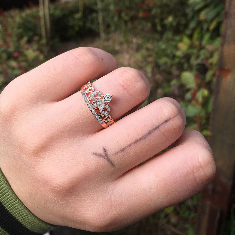 Womens Crown Zircon Ring Rose Gold Plated Copper High Quality Fashion Jewelry European American Design Elegant