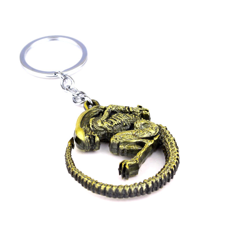 Alien Battle Keychain Unique Alloy Design Electroplated Finish Durable Accessory Sci Fi Gift Keychain Ancient