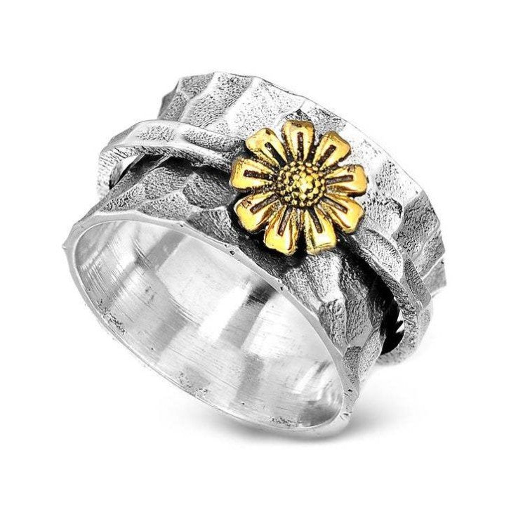 Womens Rotating Daisy Ring Silver Alloy Floral Design Electroplated Finish Adjustable Sizes 7 8 9 10 11 Fashion