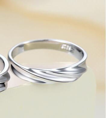 925 Sterling Silver Ring Mobius Strip Couple Ring Simple Band for Men and Women Promise Ring Wedding Ring Engagement Ring Anniversary Gift