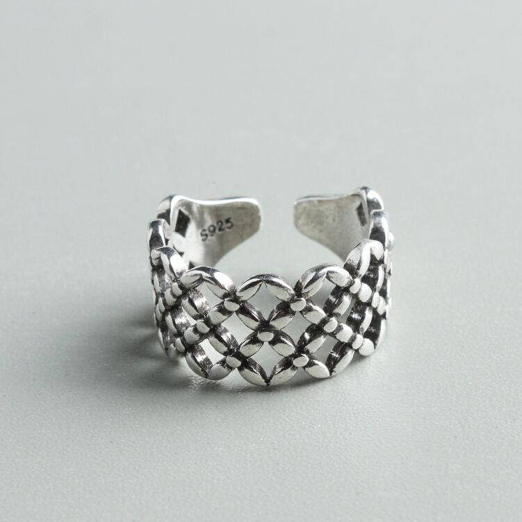 Antique Punk Ring Hollowed Out Silver Plated Thai Silver For Women Lightweight Korean Style Fashion Ring Women