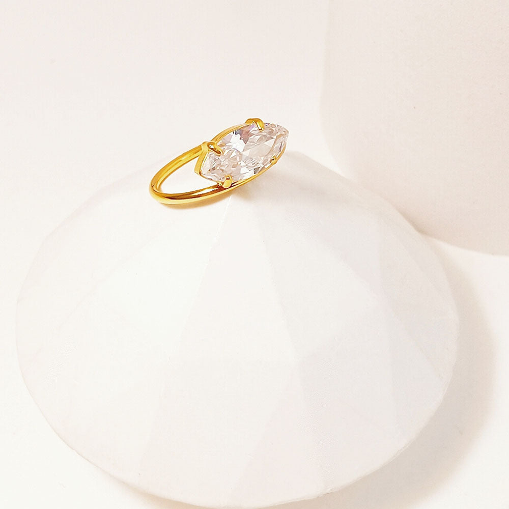 Womens Titanium Steel Horse Eye Ring Geometric Design Electroplated Goldtone Durable Fashion Accessory Sparkle