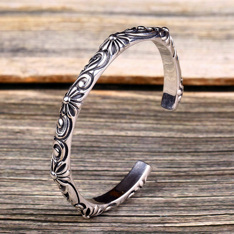 Thai Silver Distressed Pattern Bracelet Vintage Silver Plated Women Fashion Accessory For Women Vintage Appeal