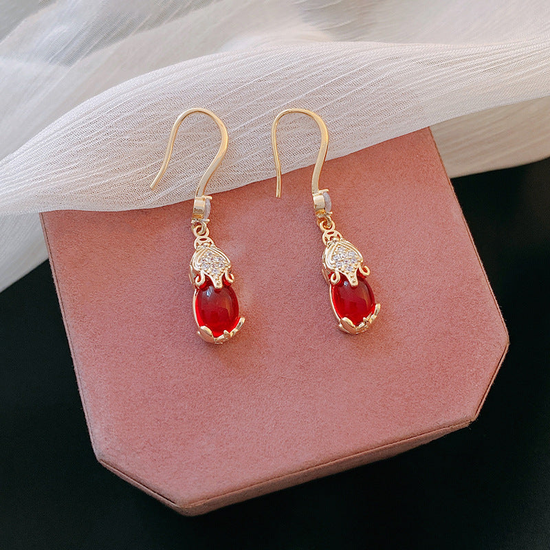 Womens Stainless Steel Geometric Bracelet Electroplated Titanium Jewelry Elegant Versatile Accessory Gold Tone