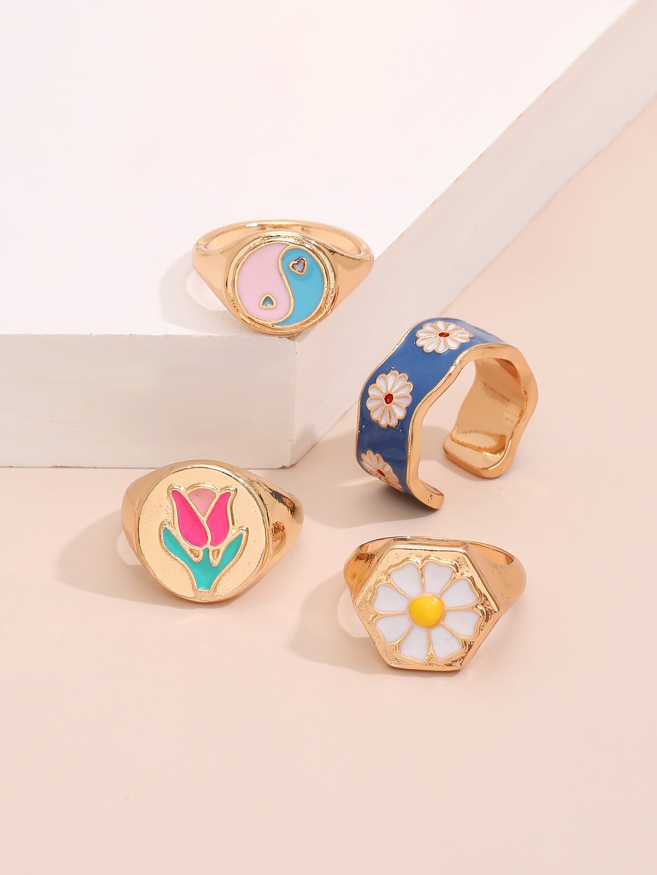 Womens Knuckle Rings Set Fashion Alloy Metal Rings Trendy Four Piece Set For Everyday Wear Chic Stackable Sets