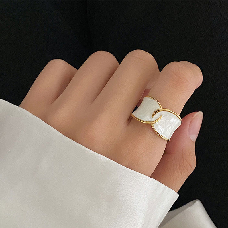 Womens French Retro Drip Glaze Enamel Ring Geometric Gold