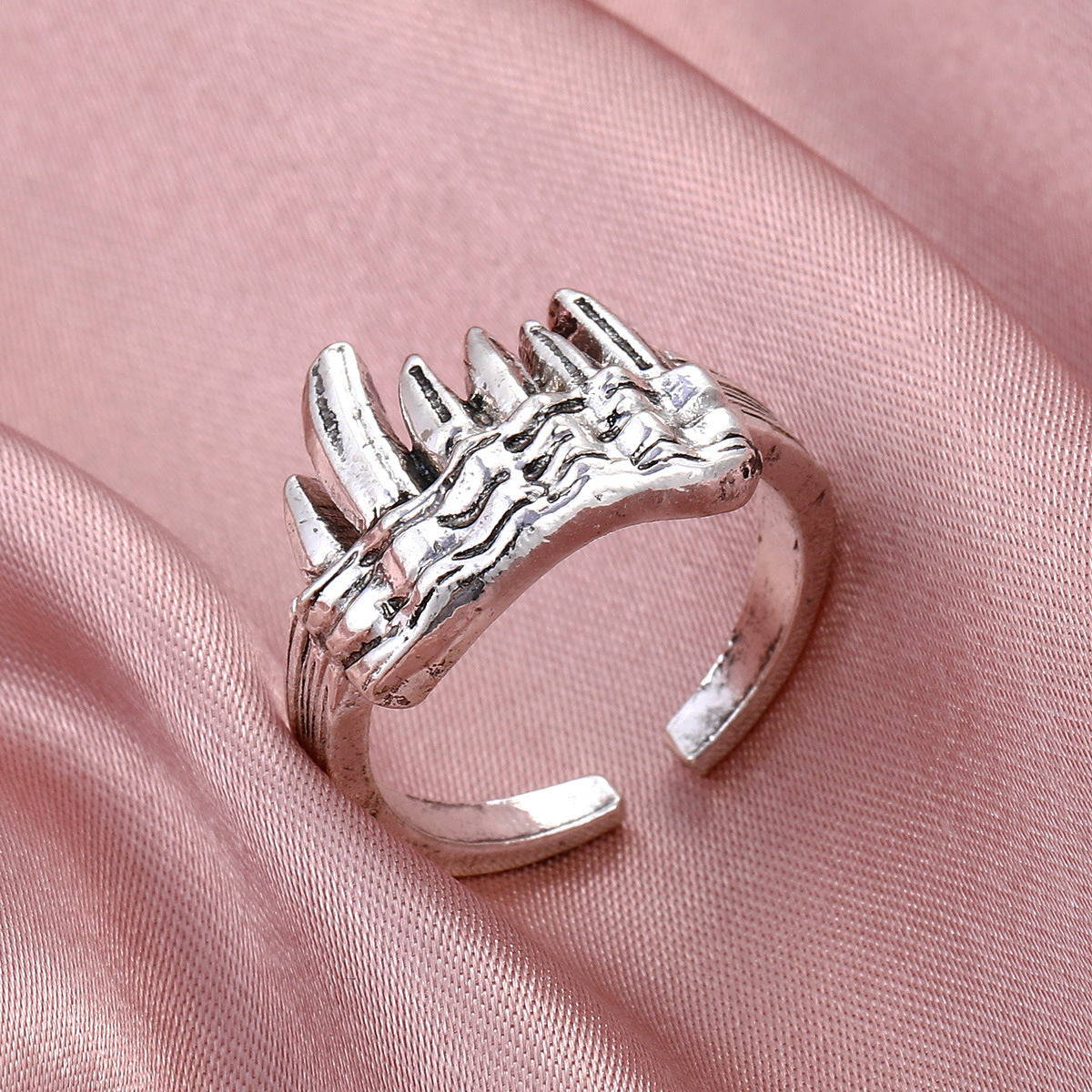 Unisex Adjustable Alloy Ring With Sawtooth Design In Electroplated Finish Vintage Style For Men And Women Wear