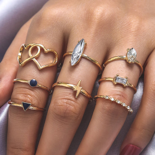 Bohemian Gem Ring Set 8 Alloy Rings Electroplated Gold Finish Heart And Lightning Rings Jewelry Collection Pieces
