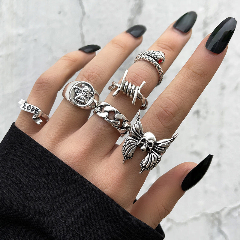 Womens Ring Set Retro Gothic Heavy Metal Geometric Alloy Jewelry Butterfly Rings For Women Stackable Fashion Accessory