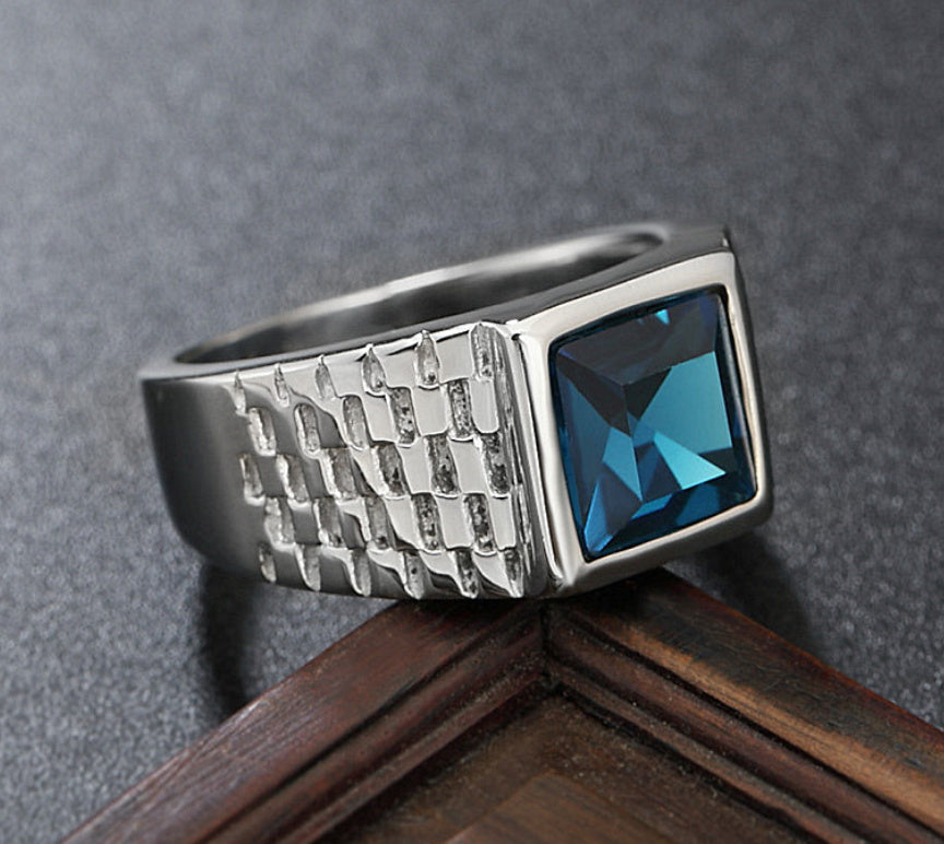 Popular Punk Retro Inlaid Jewel Pattern Titanium Steel Ring For Unisex Size 7 8 9 10 11 12 13 For Everyday Use