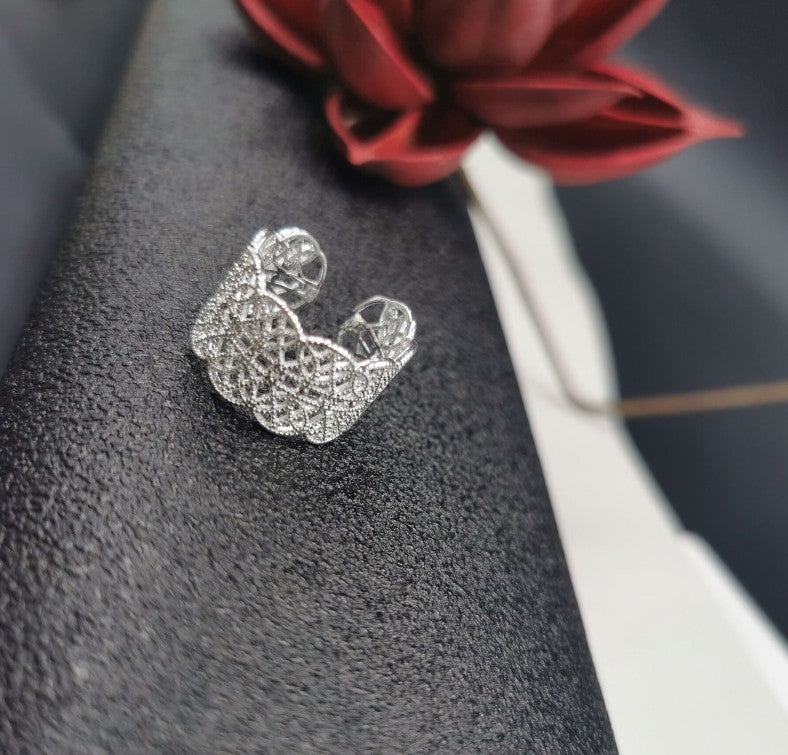 White Hollow Chain Ring Copper Open Ring Wide Side Opening Jewelry For Everyday Wear Allergen Free Durable Pro