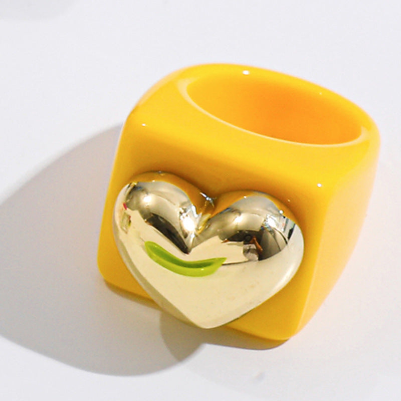 Womens Heart Ring Trendy Chunky Resin Plastic Statement Ring For Women European American Style Charming Design