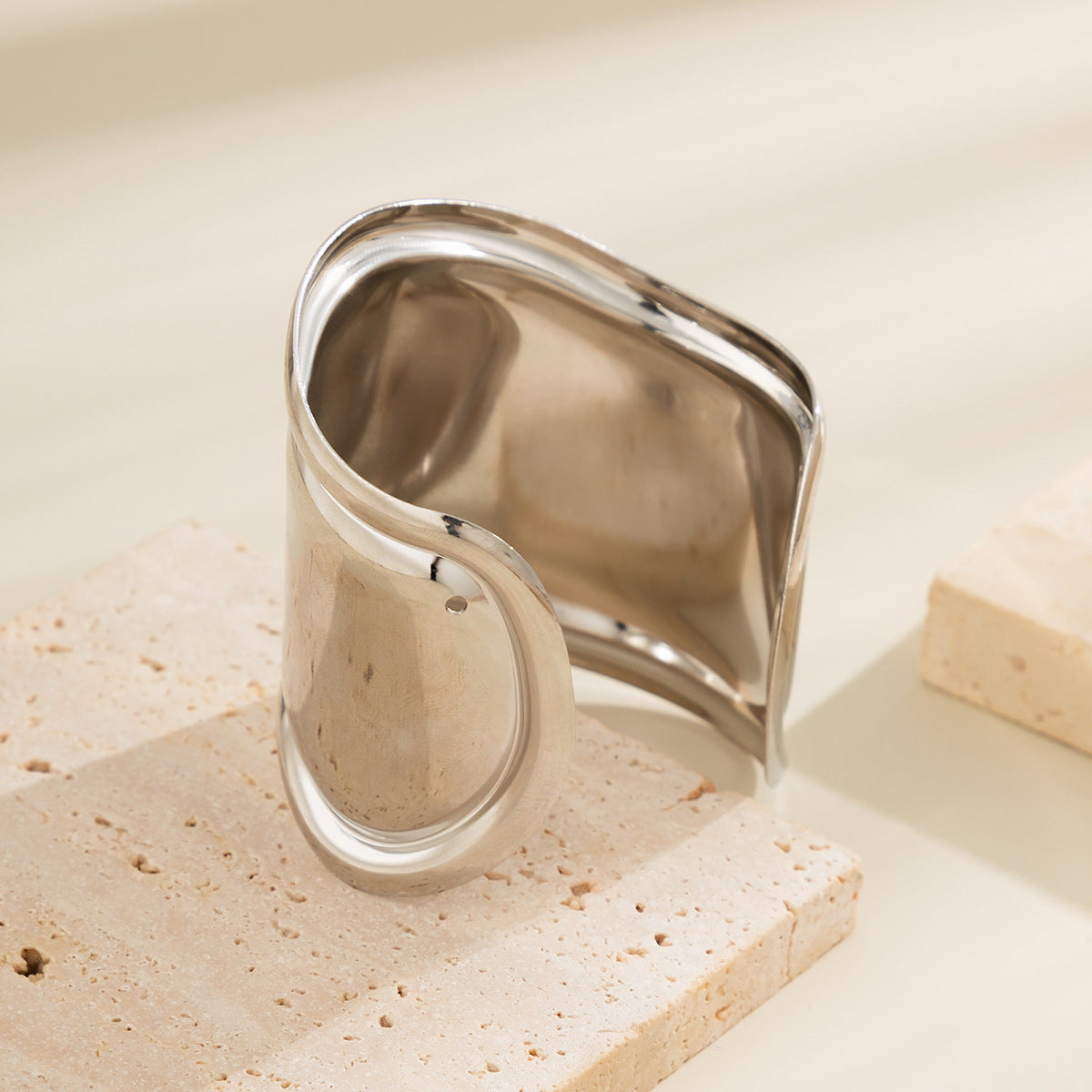 Womens Geometric Metal Circle Bangle Bracelet Electroplated