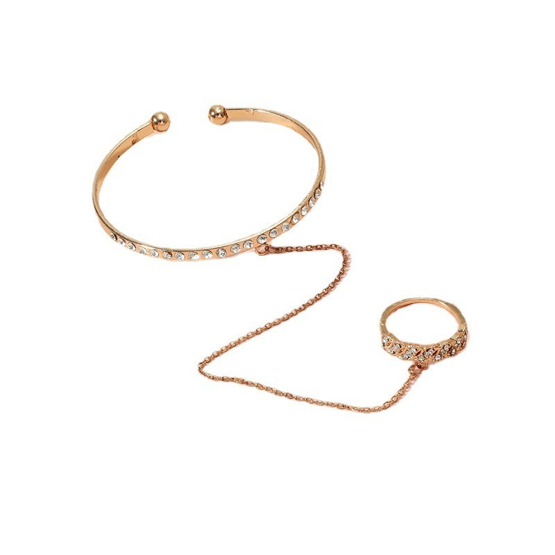 Womens Bangle Ring Rhinestone Geometric Hand Chain European Jewelry Retro Diamond Alloy Hand Chain Fashion 18K Gold