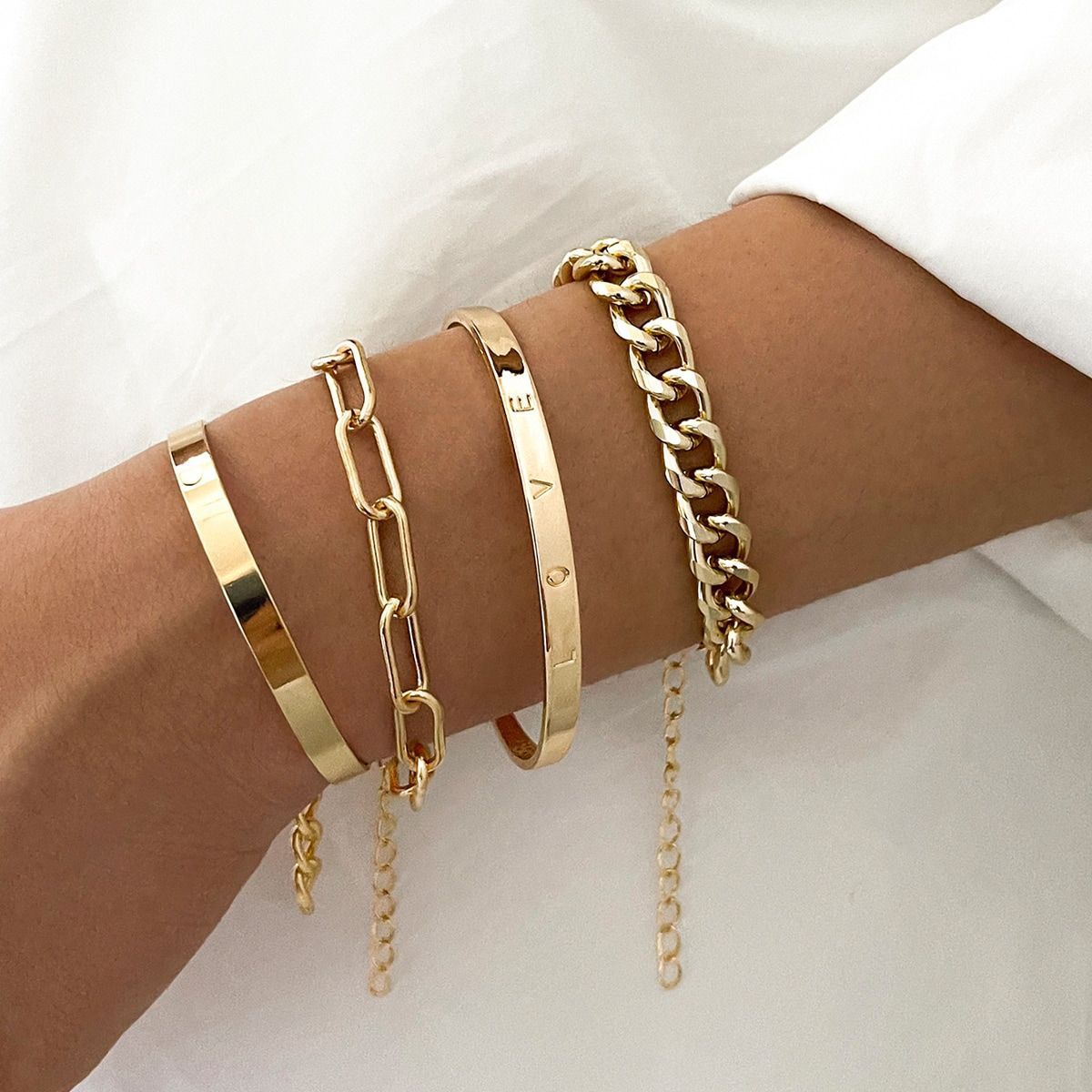 Womens Four Piece Alloy Bracelet Set With Geometric Charms And Love Letter Design In Golden And Silver Plating
