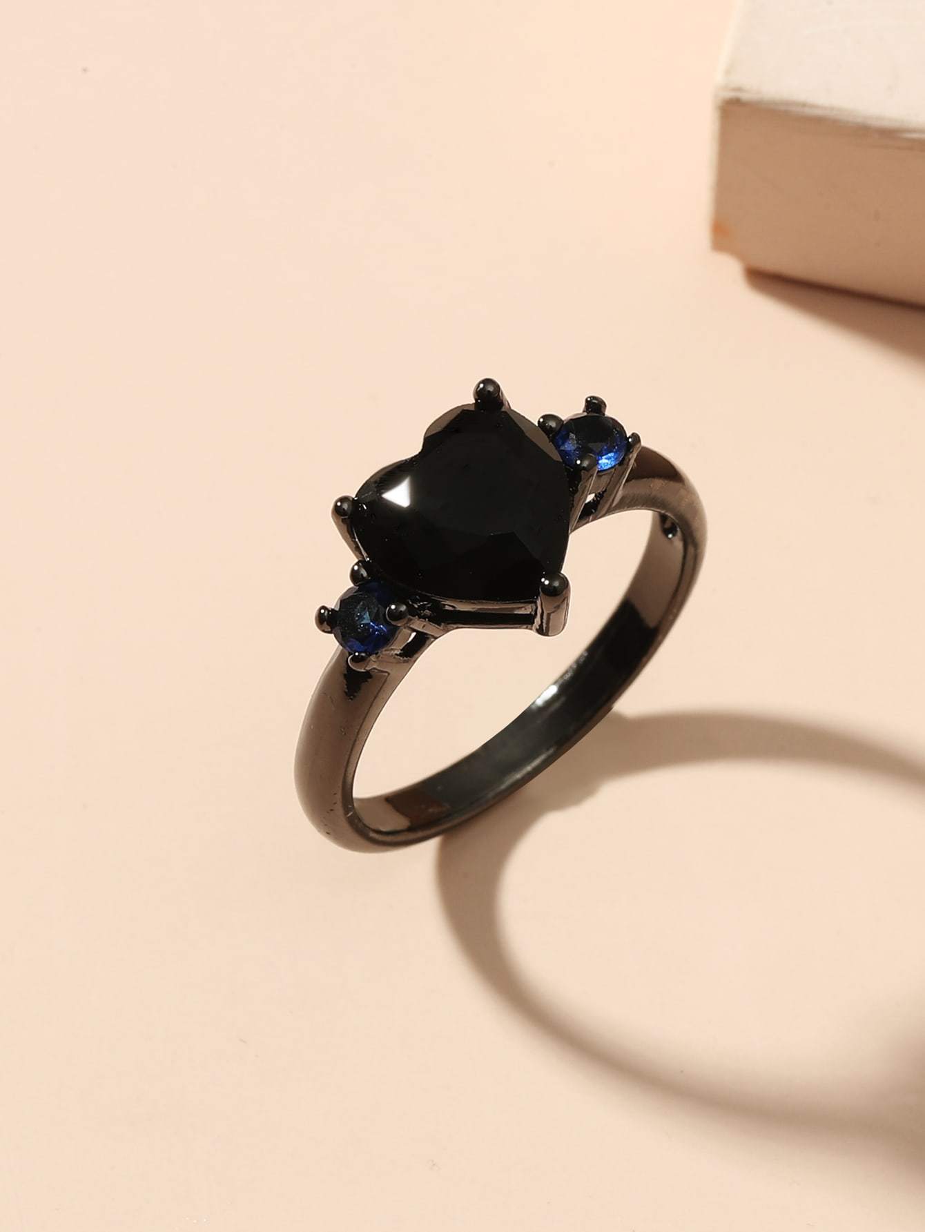 Womens Heart Shaped Ring Alloy Material Gun Black Finish Trendy Elegant Jewelry Gift For Fashion Everyday Wear