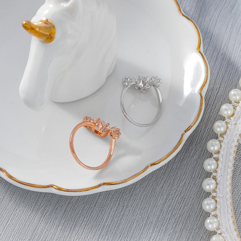 Adjustable Gold Plated Star Ring With Gems Inlay Alloy Fashion Jewelry Gift For Women And Teens Elegant Styles Gleaming