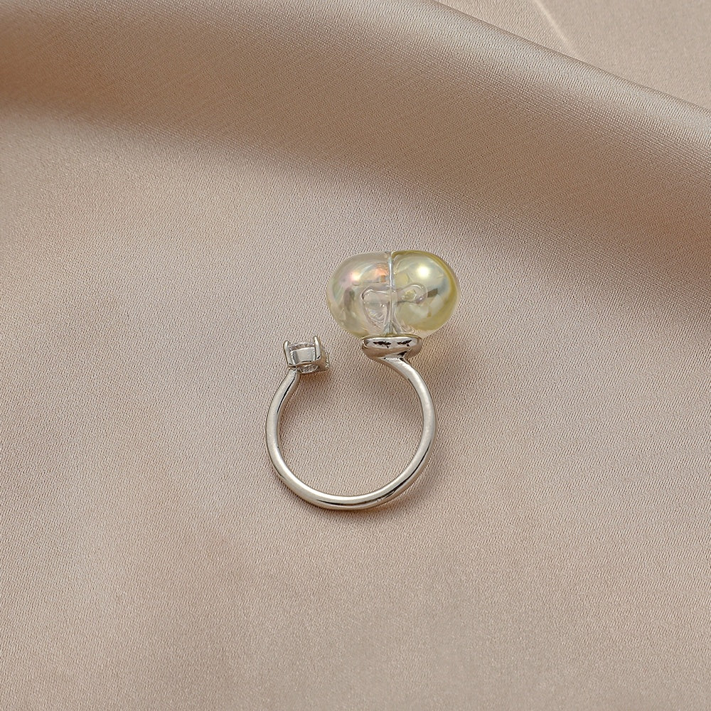 Geometric Ring 18K Gold Electroplated Copper Resin Inlay Jewelry Elegant Women Ring Beautiful Appearance Color