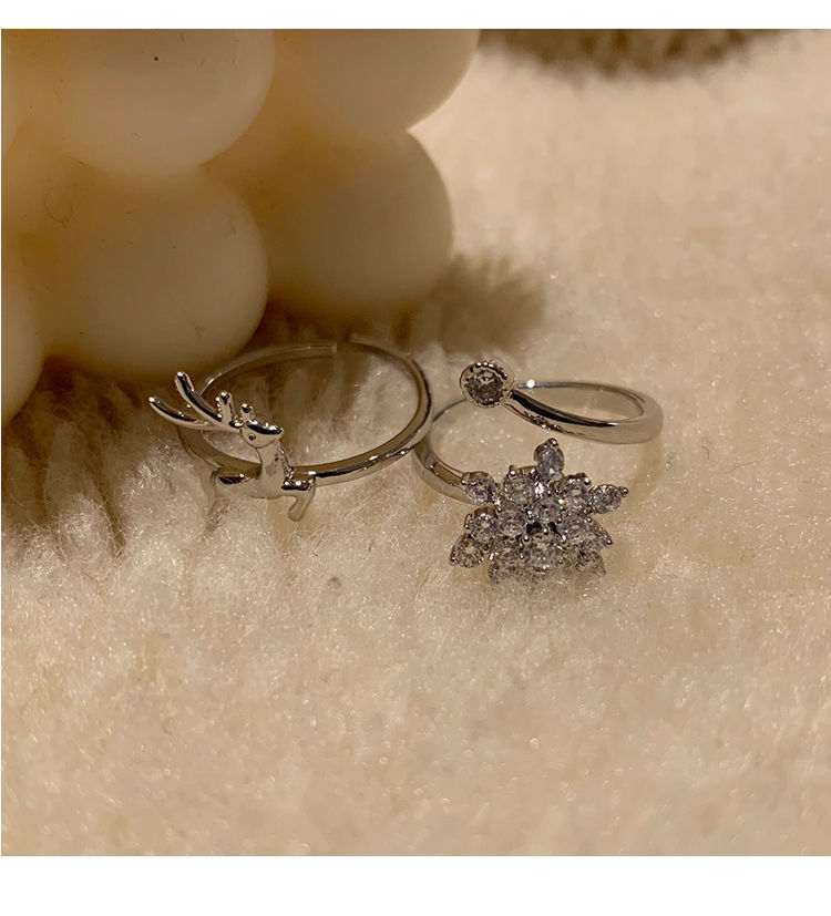 Adjustable Flower Ring Women Silver Alloy Electroplated Rotating Band Elegant Design For Everyday Wear Great Gift