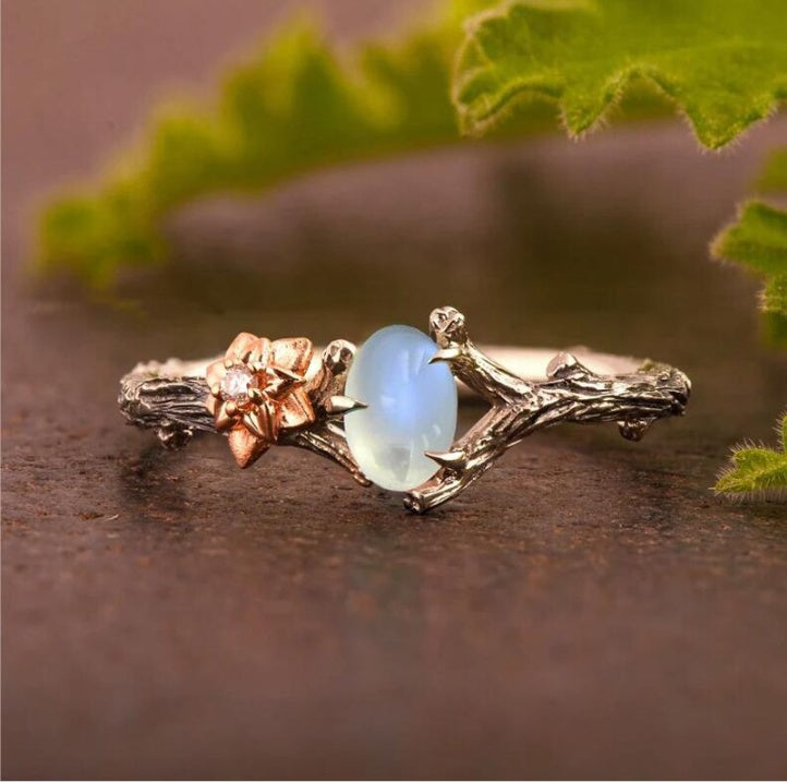Moonstone Inlay Ring Vintage Silver Finish Ancient Tree Geometric Alloy Ring For Women Fashion Modern Everyday