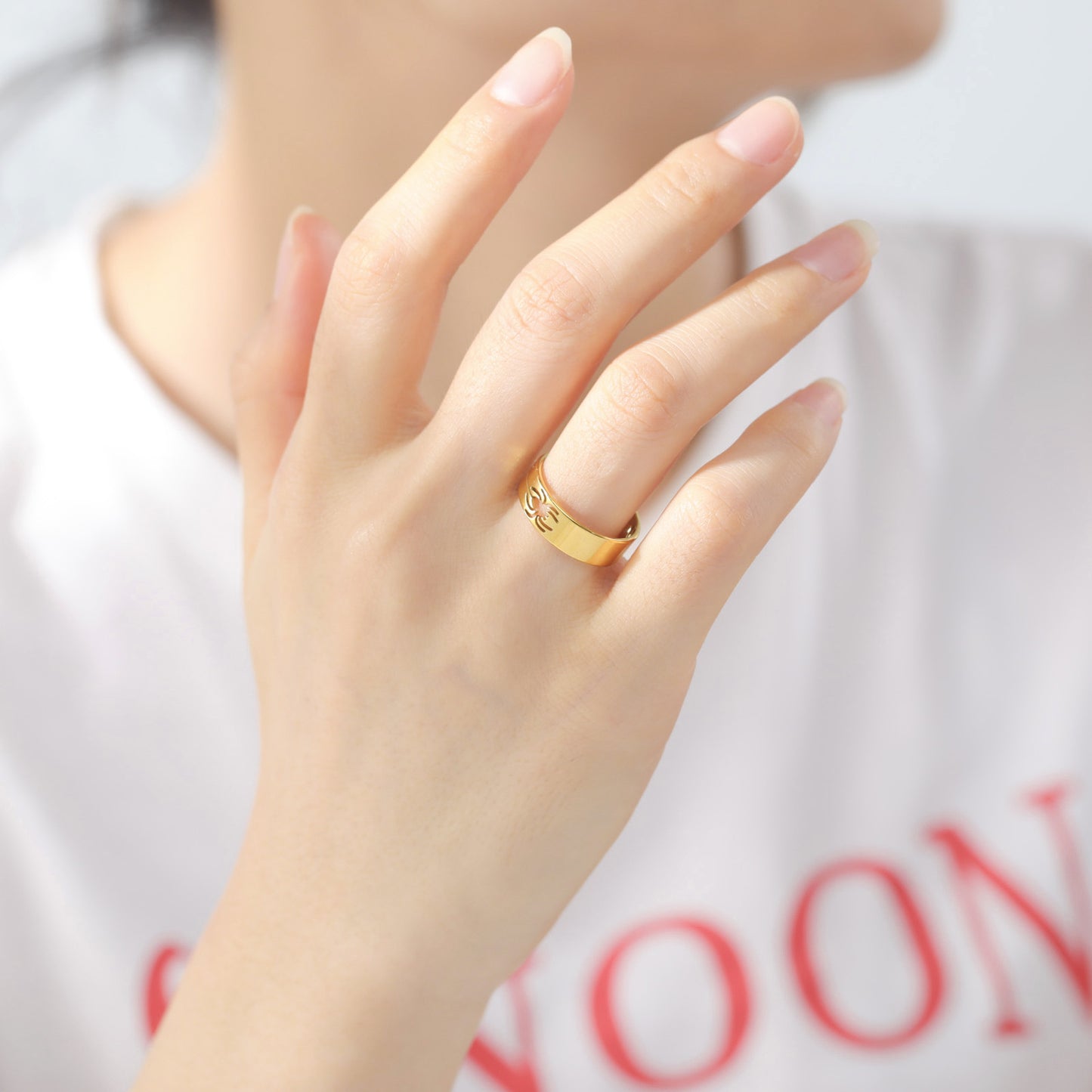 Unisex Spider Ring Stainless Steel Band Electroplated Finish Statement Rings For Men And Women Fashion Jewelry