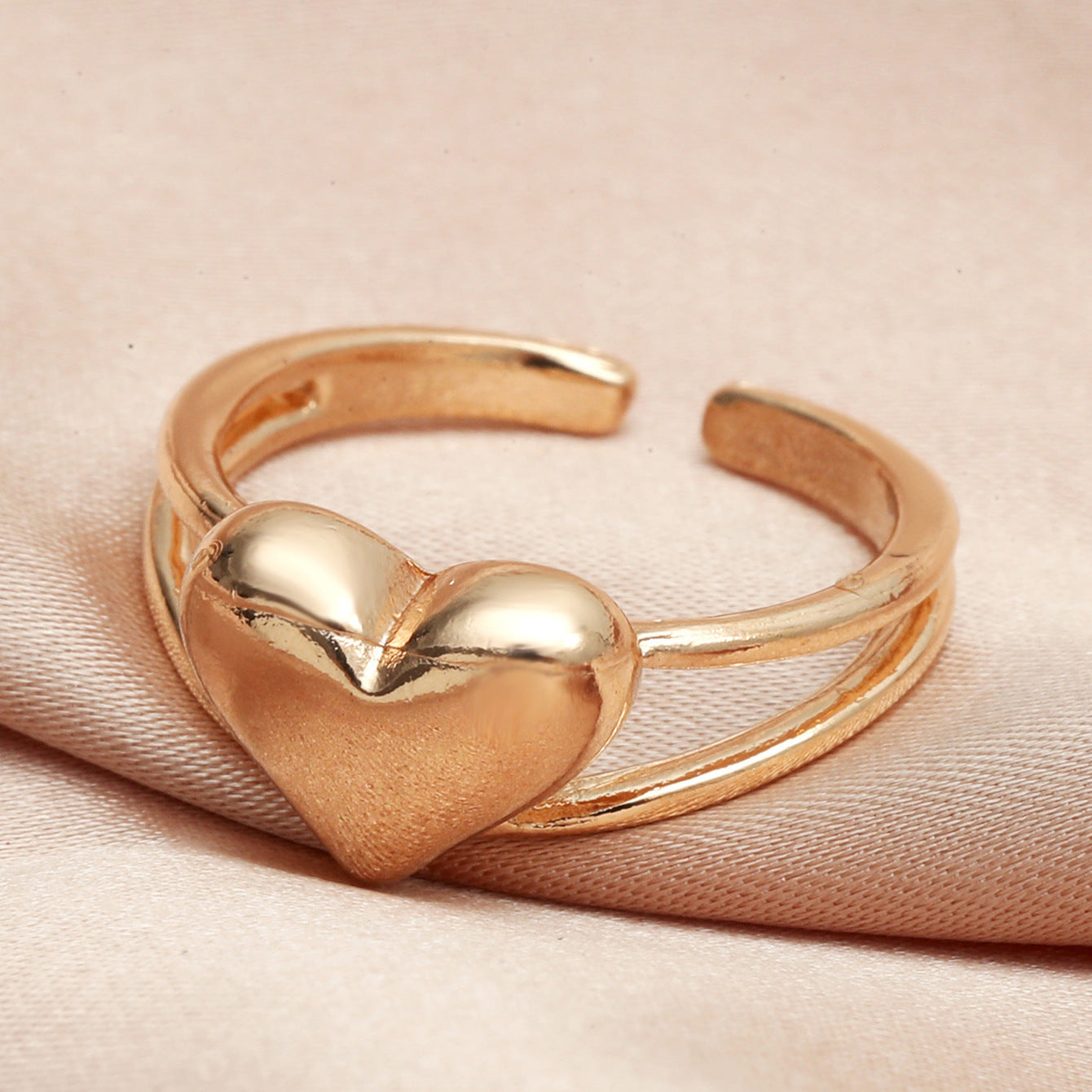 Womens Heart Ring Dual Heart Shaped Ring Adjustable Geometric Alloy Ring Vintage Electroplated Anniversary Ring