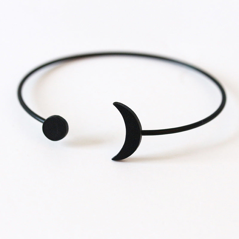 Womens Sun And Moon Bracelet Adjustable Electroplated Metal Geometric Jewelry Gift Elegant Fashion Jewelry For
