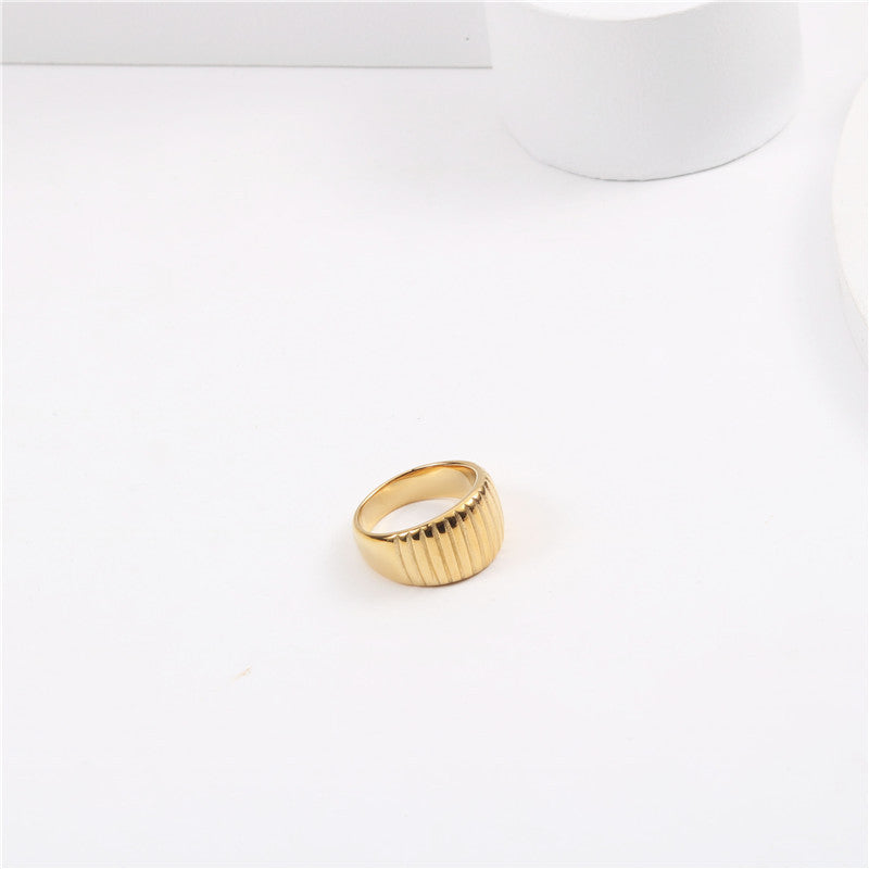 Womens Titanium Steel Ring Stacked Diamond Plaid Ring Wide and Narrow Geometric Ring Fashion Jewelry Gift for Her Elegant Ring