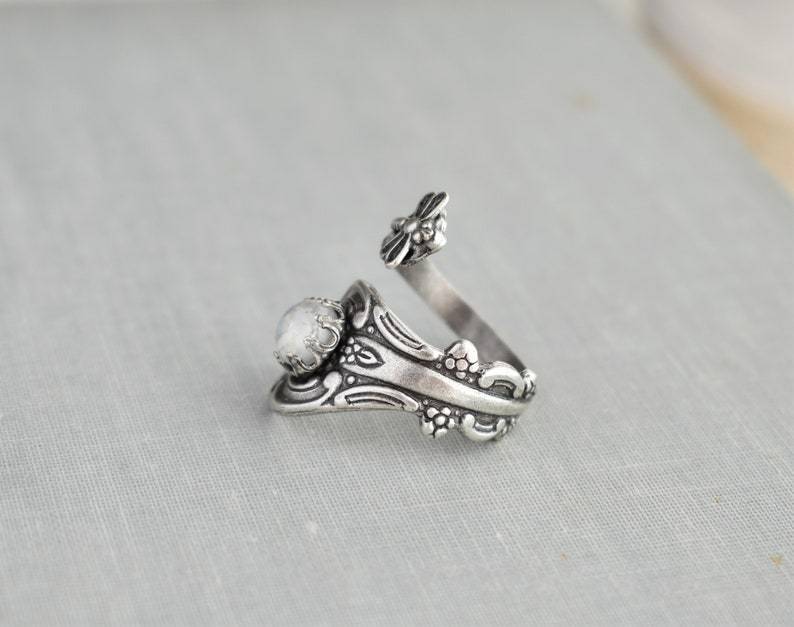 Dragonfly Ring Adjustable Alloy Ring With White Gem Inlay Electroplated Silver Finish Unisex Style Jewelry New
