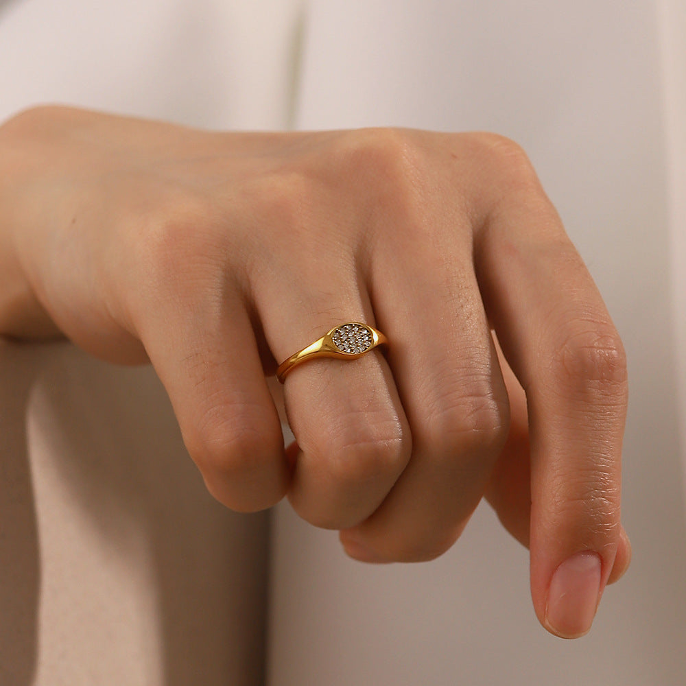 Stainless Steel Oval Ring With White Diamond Inlay Geometric Circle Design Trend Ring For Women Everyday Shine