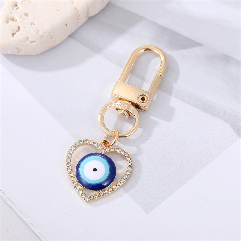 Eye Keychain Pendant Durable Metal Key Chain With Love Heart Design Carved Oil Dripping Decoration Extra Shine