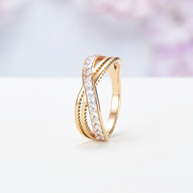 Titanium Steel Ring With Geometric Crux Diamond Accent Gold Plated Water Ripple Fashion Jewelry Elegant Design