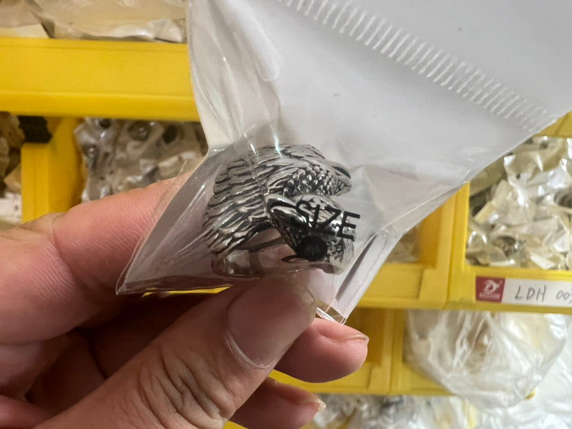 Mens Vintage Alloy Ring Two Crow Design Animal Zodiac Ring Electroplated Black Finish Men Fashion Jewelry Ring