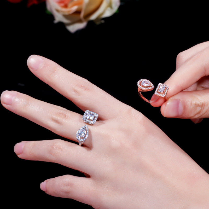 Women's Water Drop Ring with Cubic Zirconia Full Diamond Ring Korean Geometric Ring Electroplated Inlaid Ring Fashion Jewelry Gift for Her