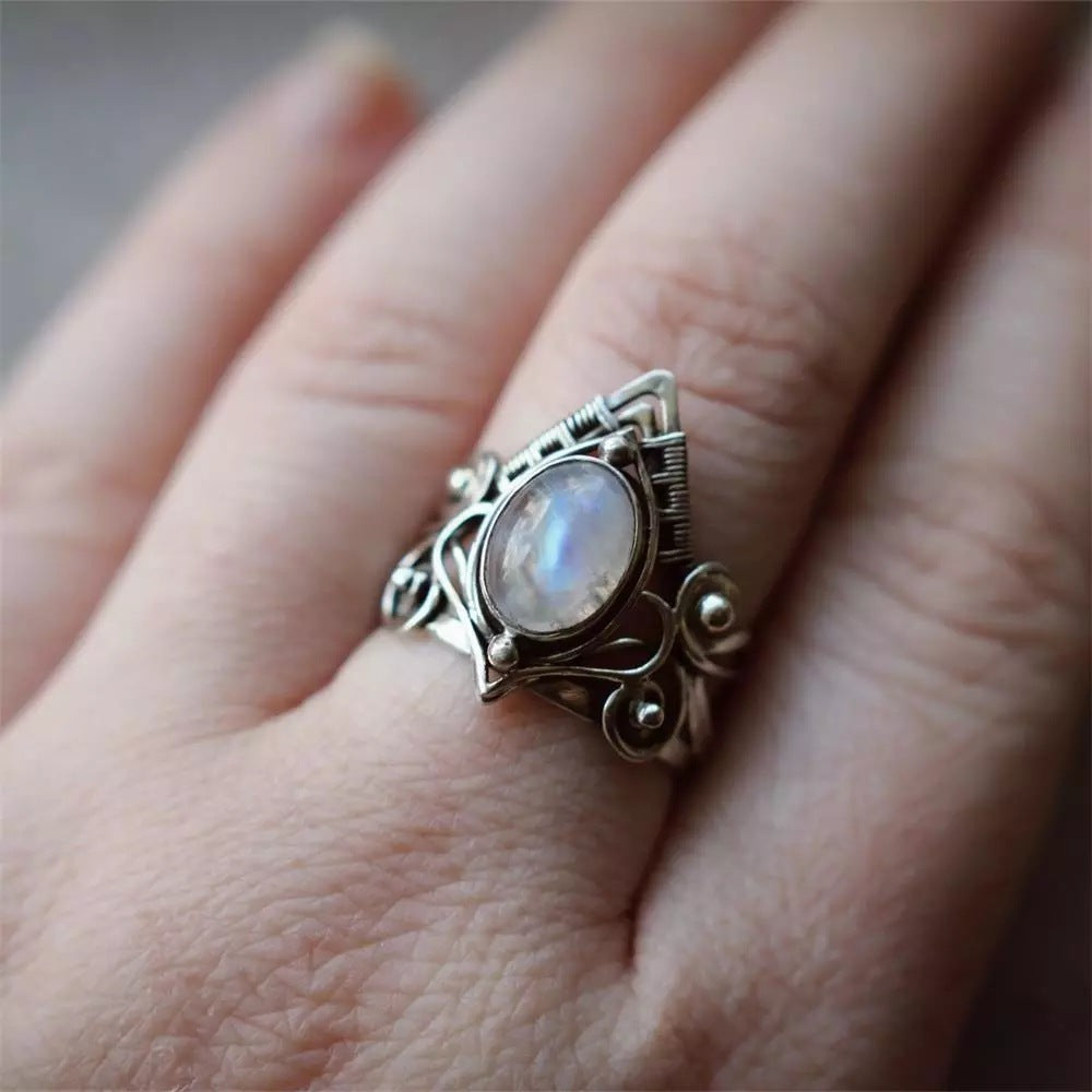 Womens Vintage Ring Electroplated Alloy Crystal Geometric Boho Antique Jewelry Gift For Her Vintage Style Ring