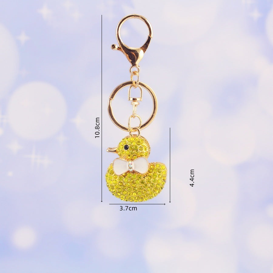 Zinc Alloy Car Hanging Ornament Keychain Featuring Bear And Pig Small Animal Design With Electroplated Finish Shine