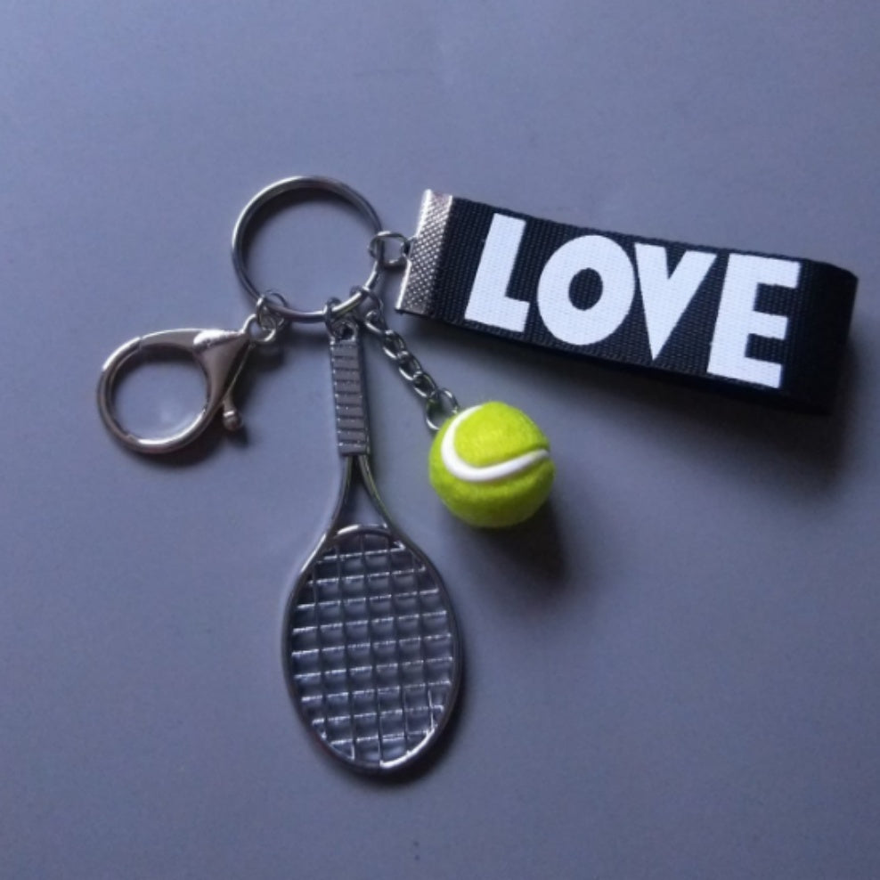 Tennis Racket Keychain Lightweight Plastic Sporty Keyring For Bags And Keys Green Lightweight Travel Accessory